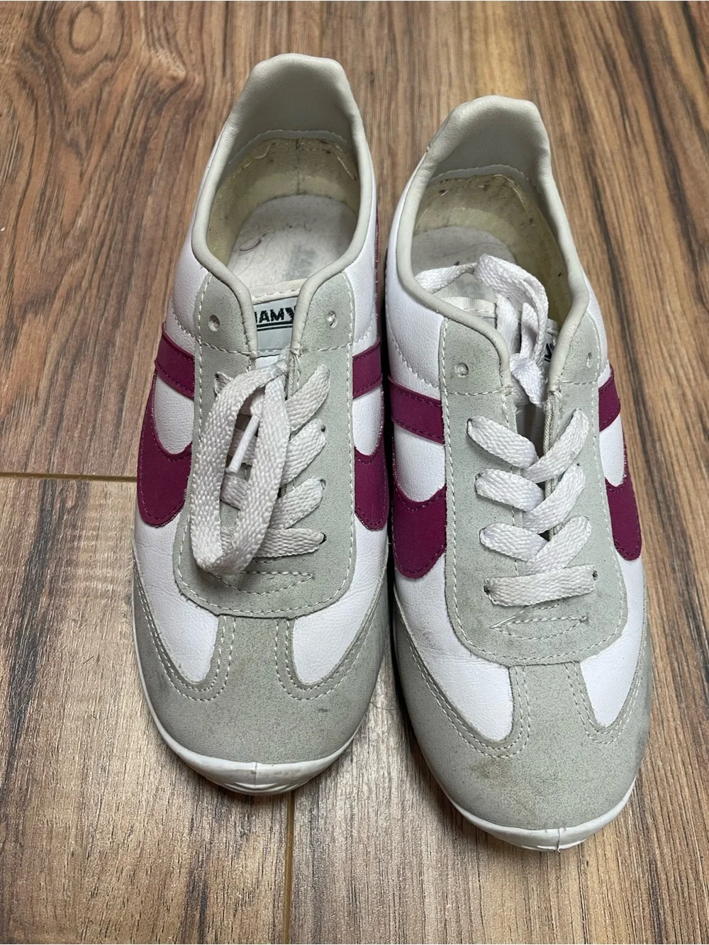 Women’s White Sneakers with Magenta Side Stripe